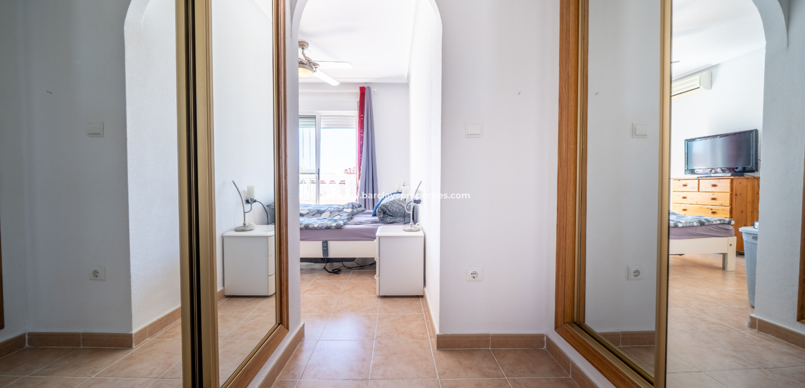 Resale - Quad - Urb. La Marina