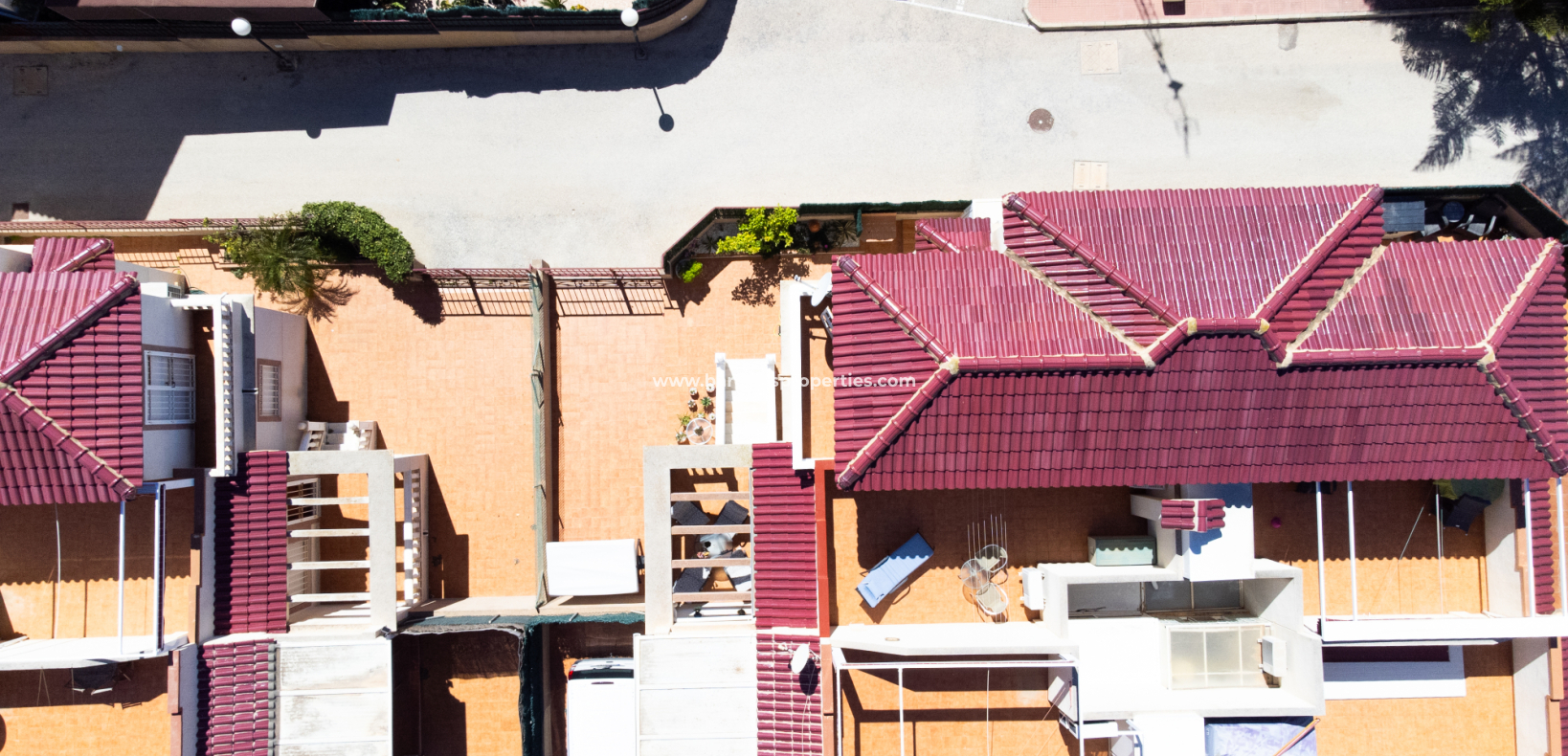 Resale - Quad - Urb. La Marina