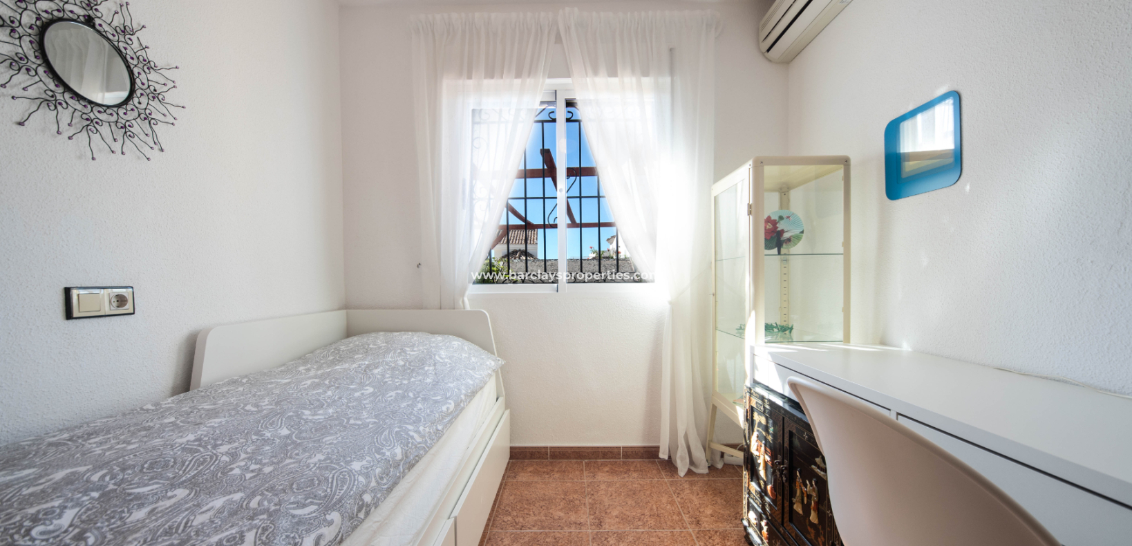 Resale - Quad - Urb. La Marina