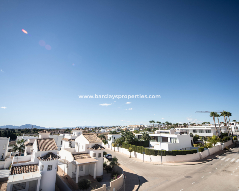 Resale - Quad - Urb. La Marina
