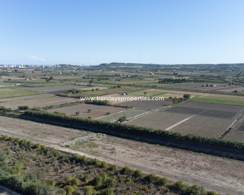 Resale - Quad - Urb. La Marina