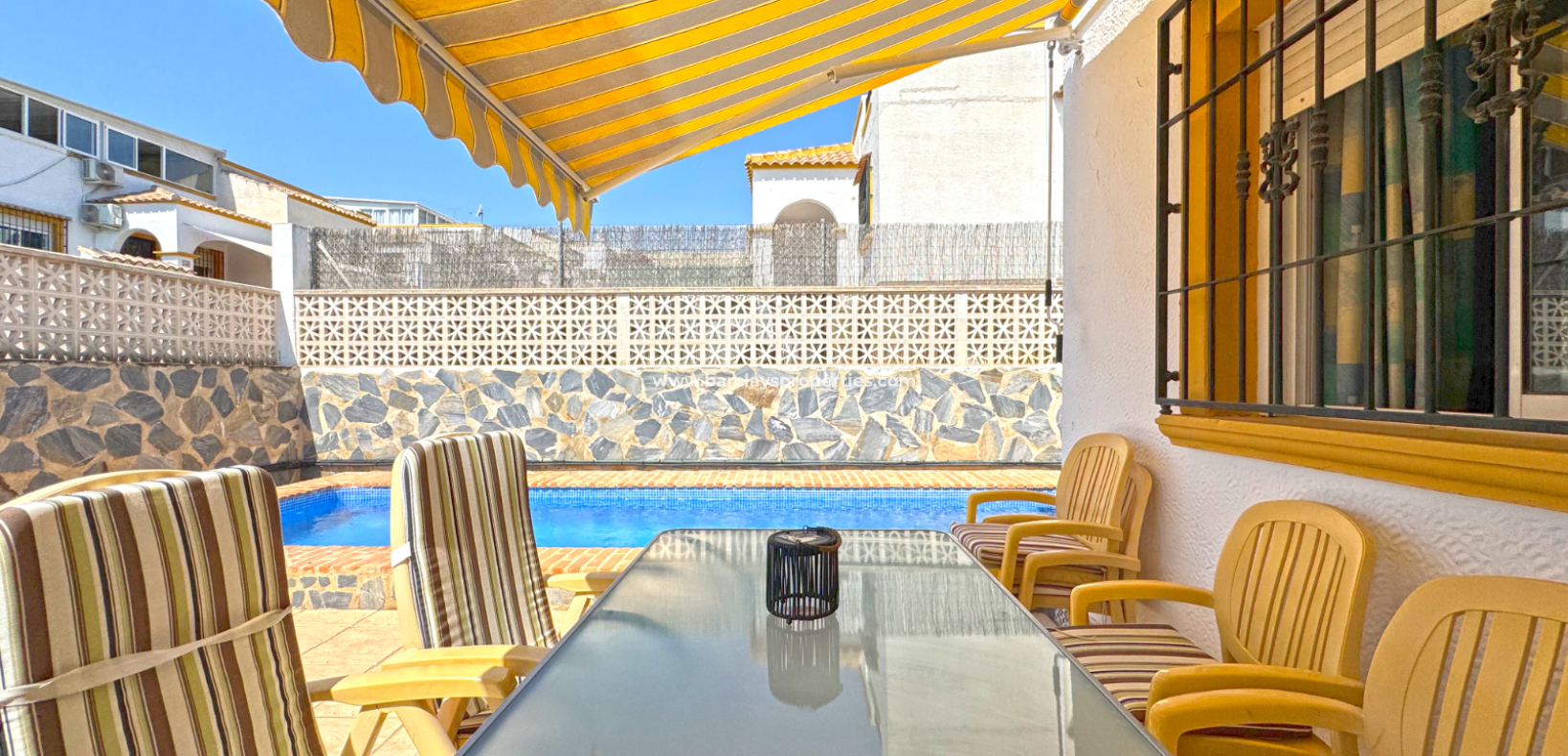 Resale - Quad - Urb. La Marina