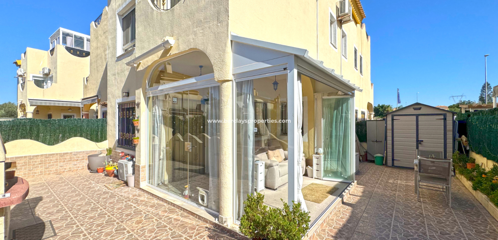 Resale - Quad - Urb. La Marina