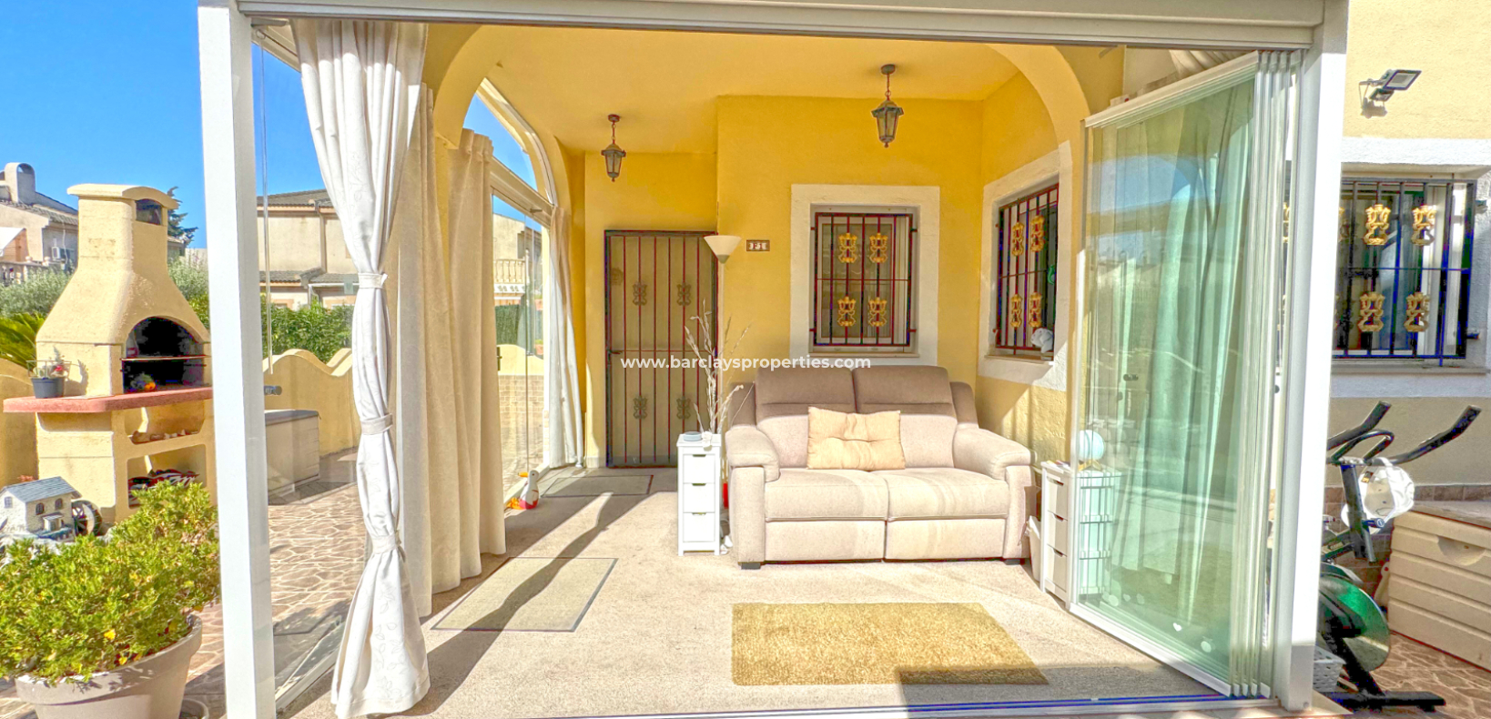 Resale - Quad - Urb. La Marina