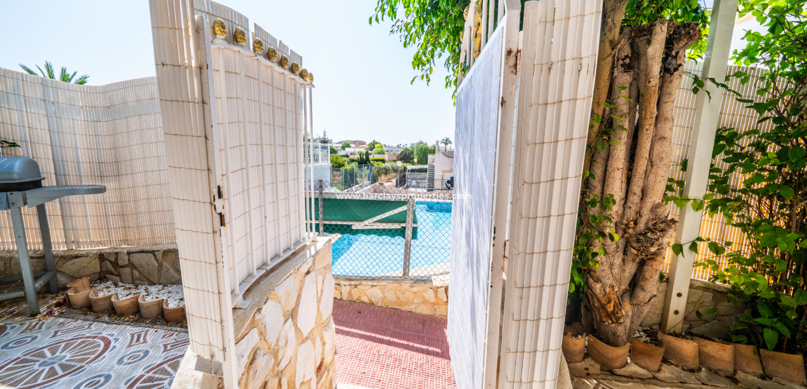 Resale - Quad - Urb. La Marina