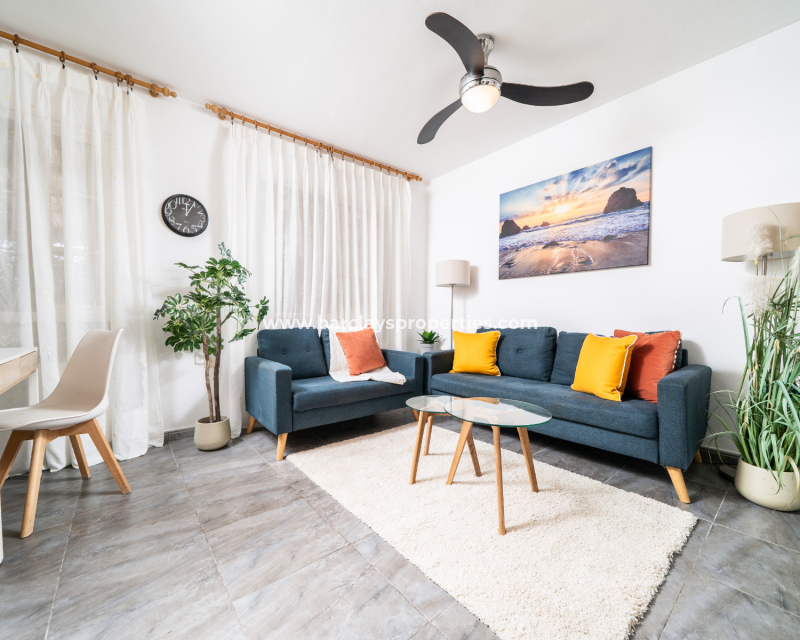 Resale - Quad - Urb. La Marina