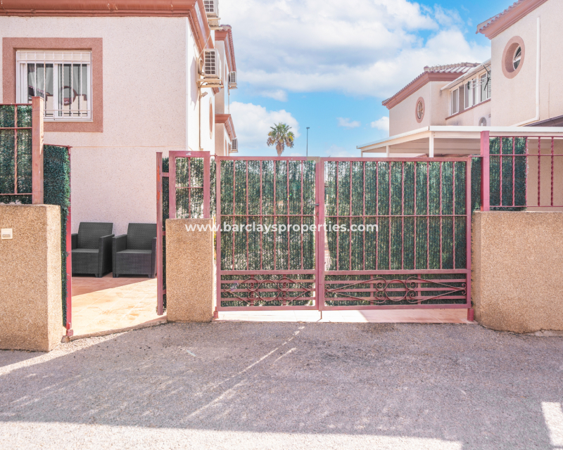 Resale - Quad - Urb. La Marina