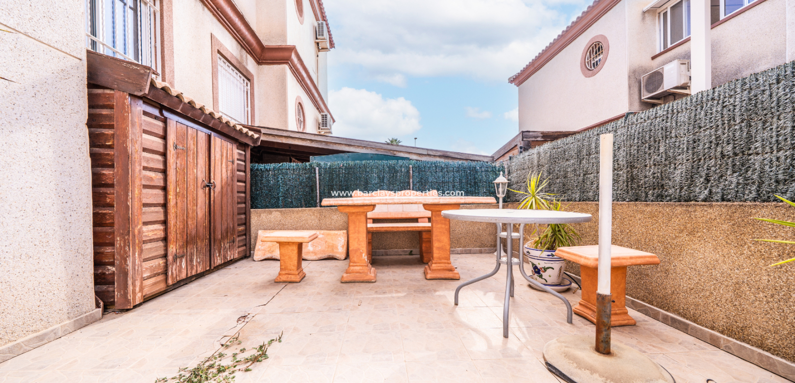 Resale - Quad - Urb. La Marina