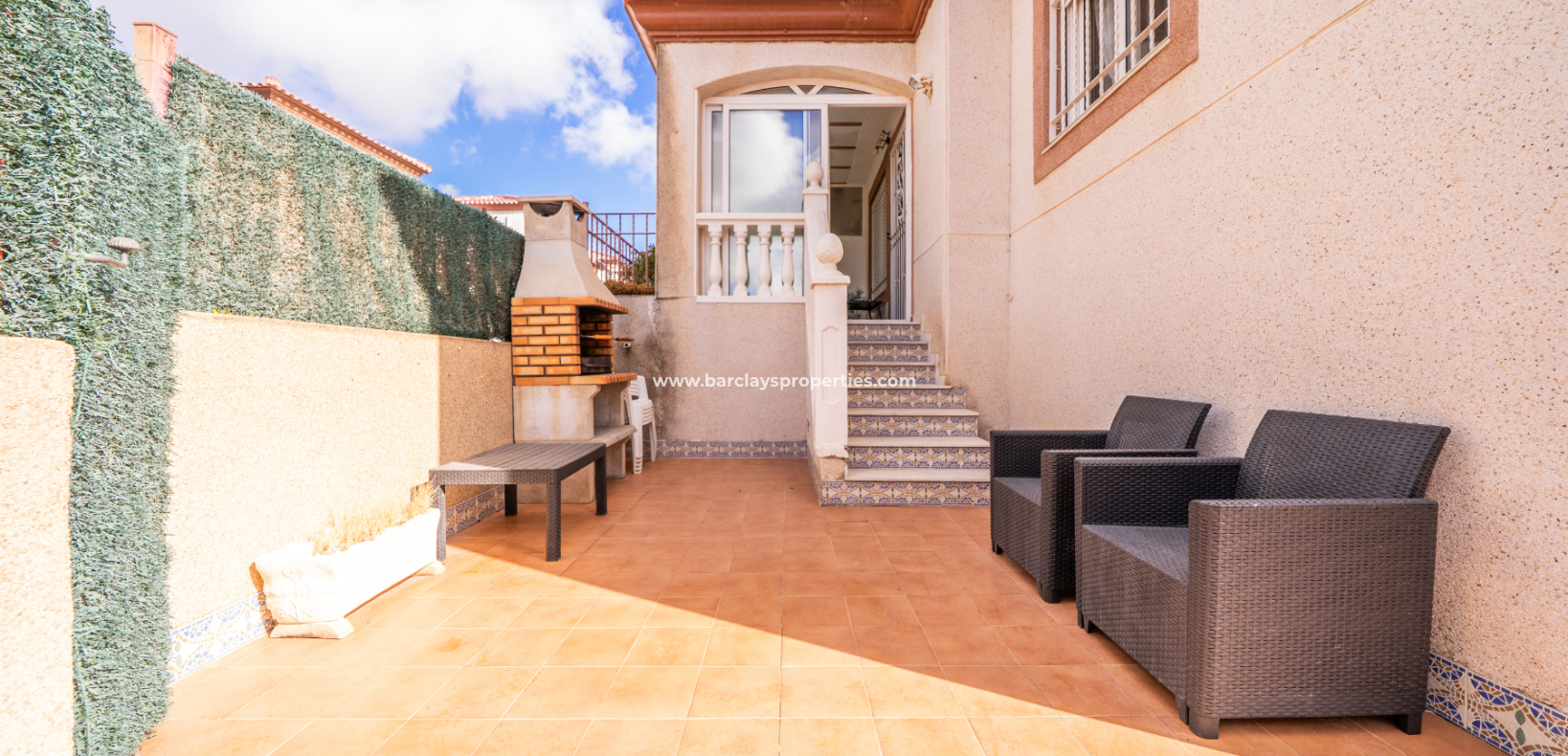 Resale - Quad - Urb. La Marina