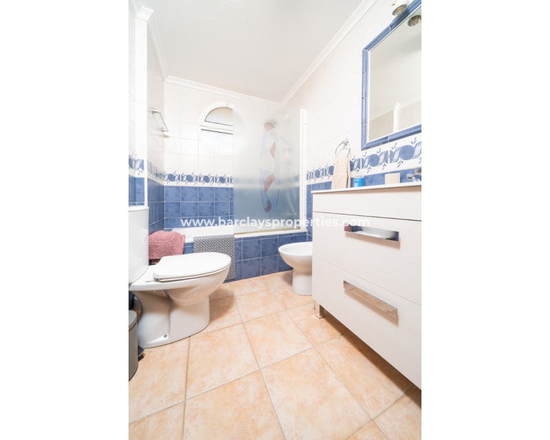 Resale - Quad - Urb. La Marina