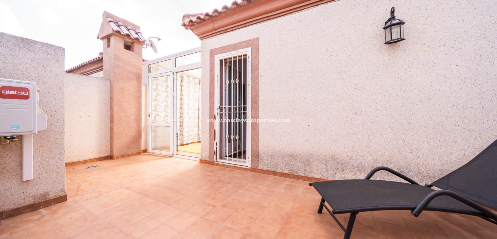 Resale - Quad - Urb. La Marina