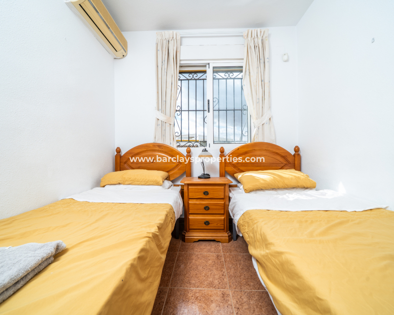 Resale - Quad - Urb. La Marina