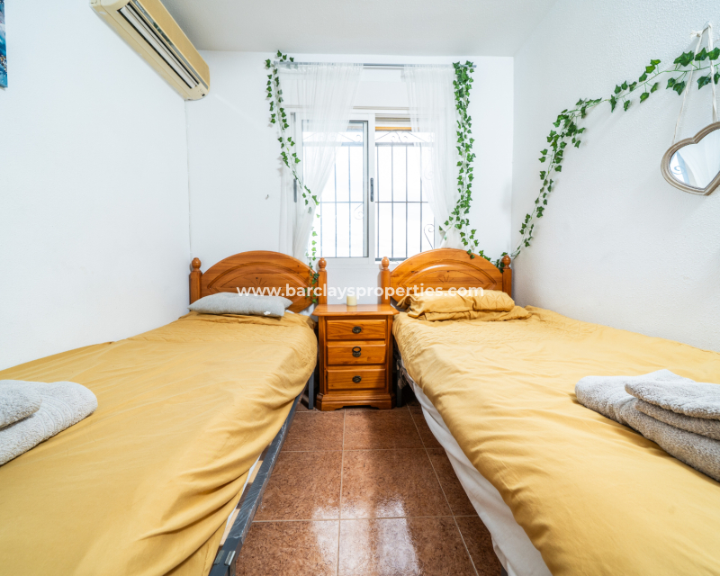 Resale - Quad - Urb. La Marina