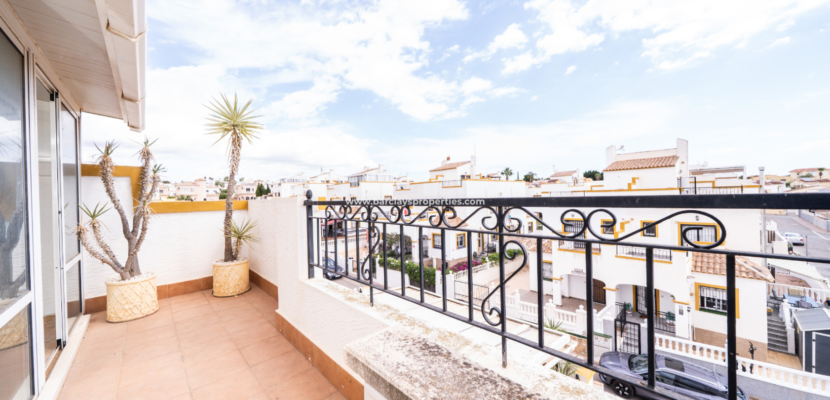 Resale - Quad - Urb. La Marina