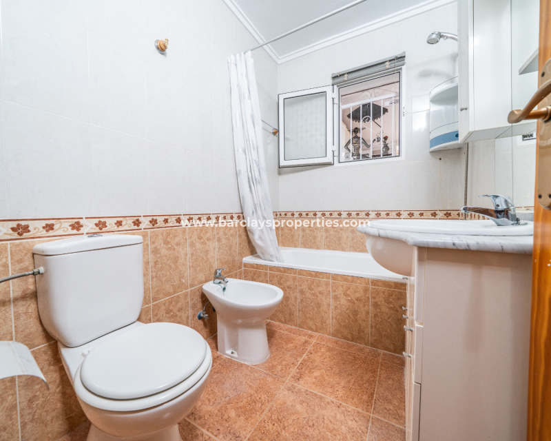 Resale - Quad - Urb. La Marina