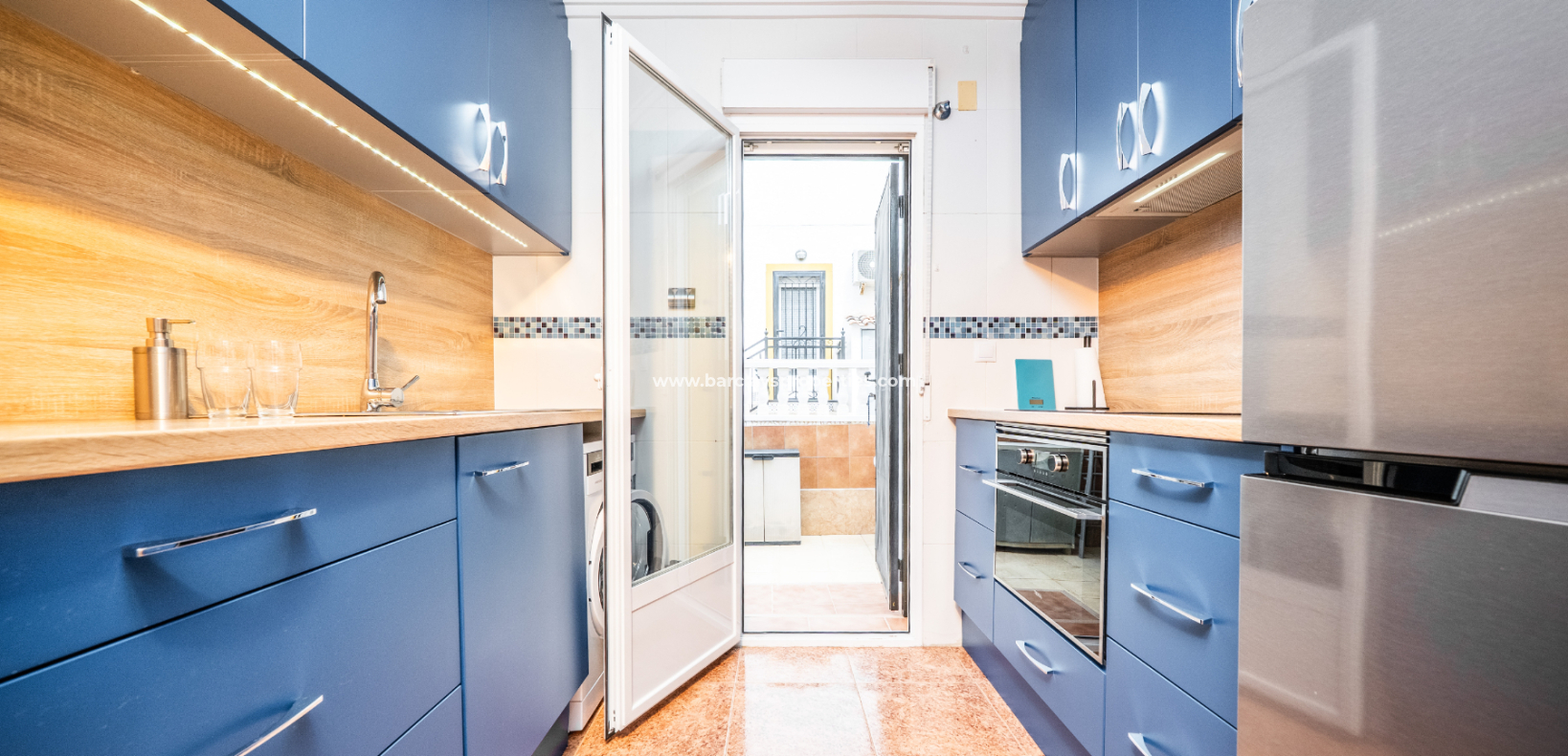 Resale - Quad - Urb. La Marina