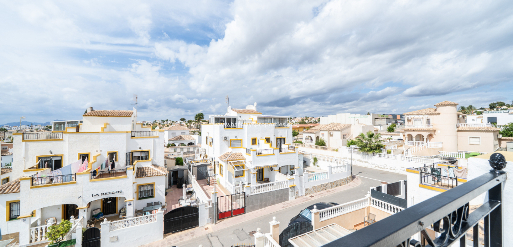 Resale - Quad - Urb. La Marina