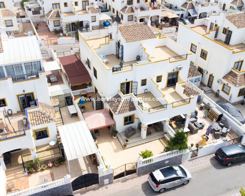 Resale - Quad - Urb. La Marina