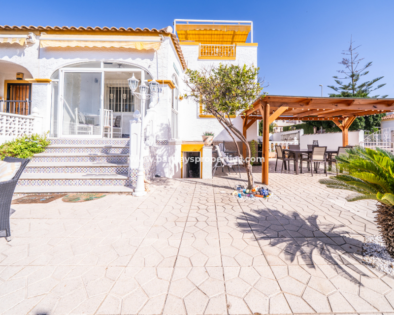 Resale - Quad - Urb. La Marina