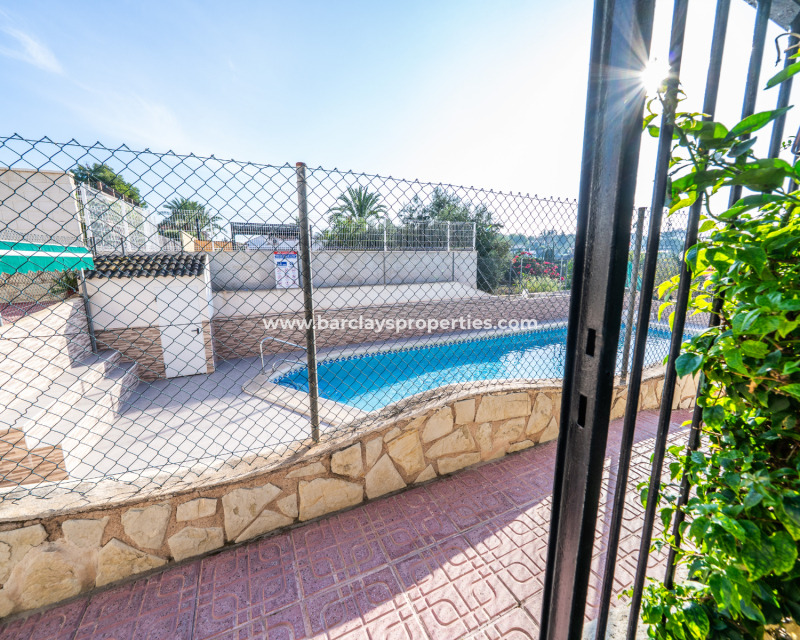 Resale - Quad - Urb. La Marina