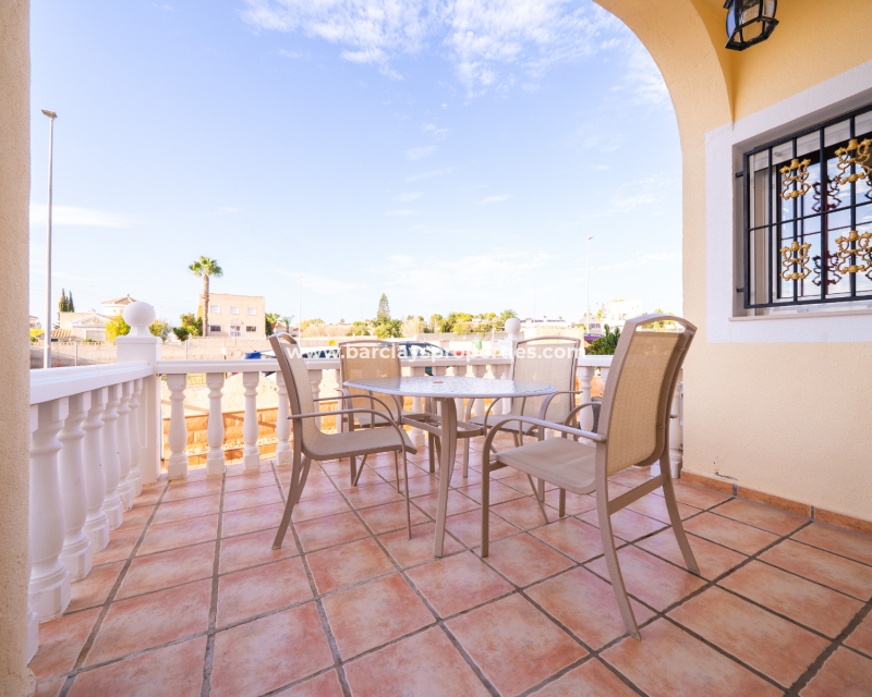 Resale - Quad - Urb. La Marina