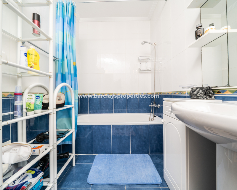 Resale - Quad - Urb. La Marina