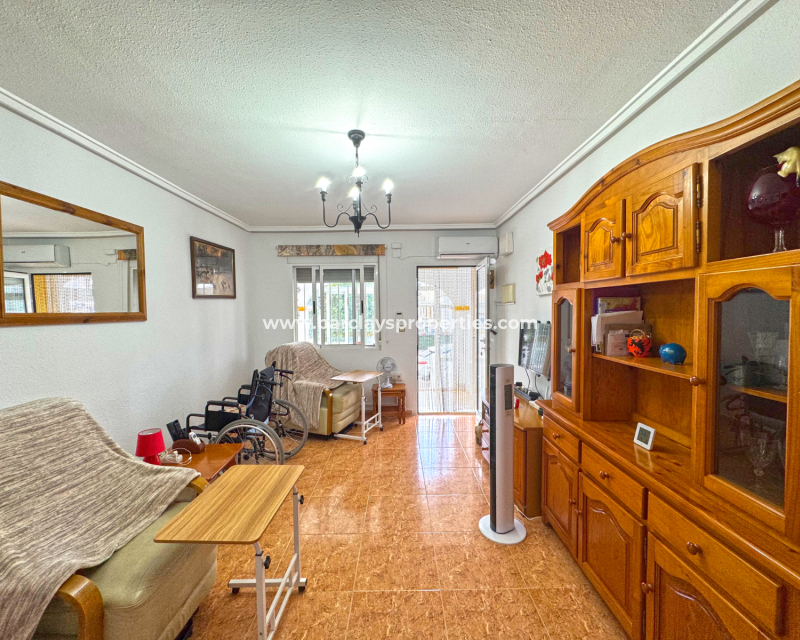 Resale - Quad - Urb. La Marina