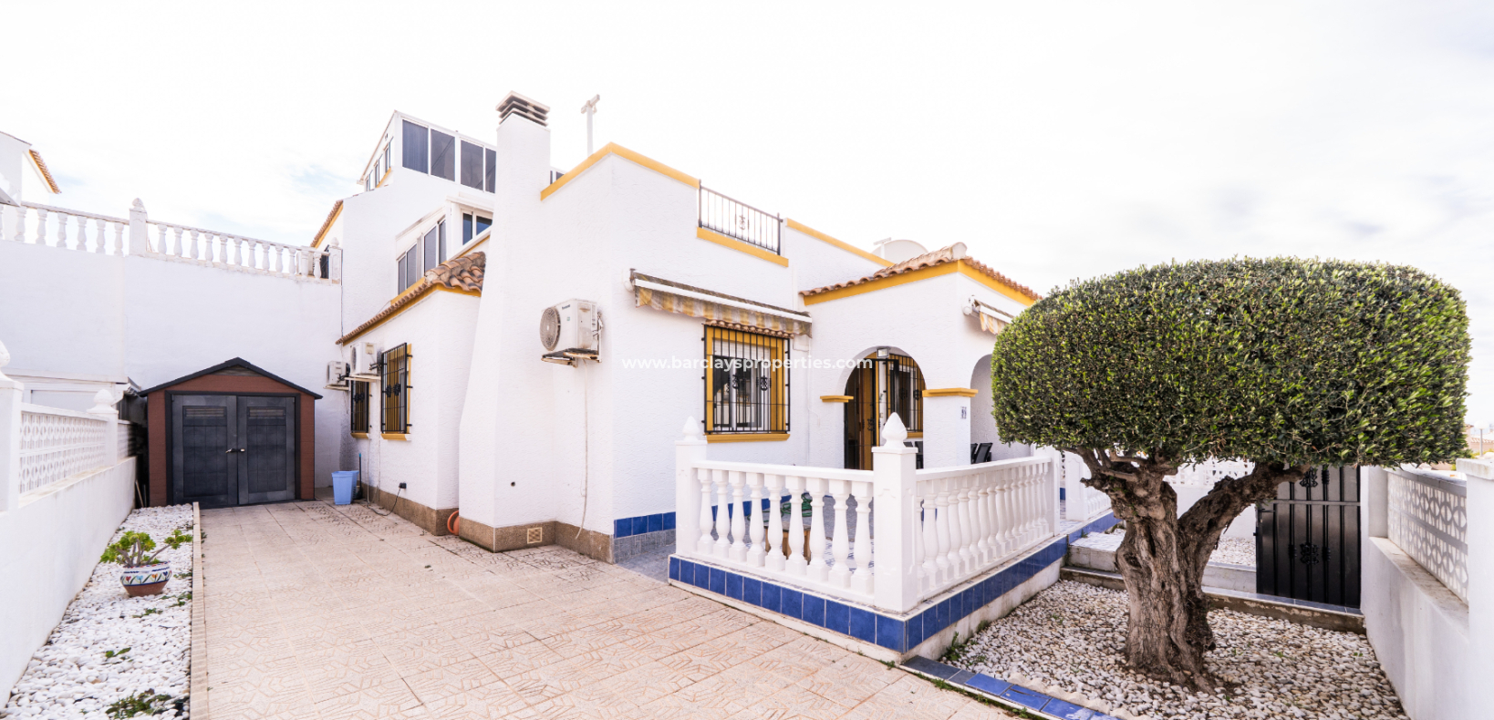 Resale - Quad - Urb. La Marina