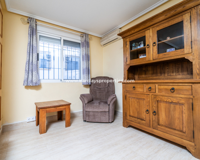 Resale - Quad - Urb. La Marina
