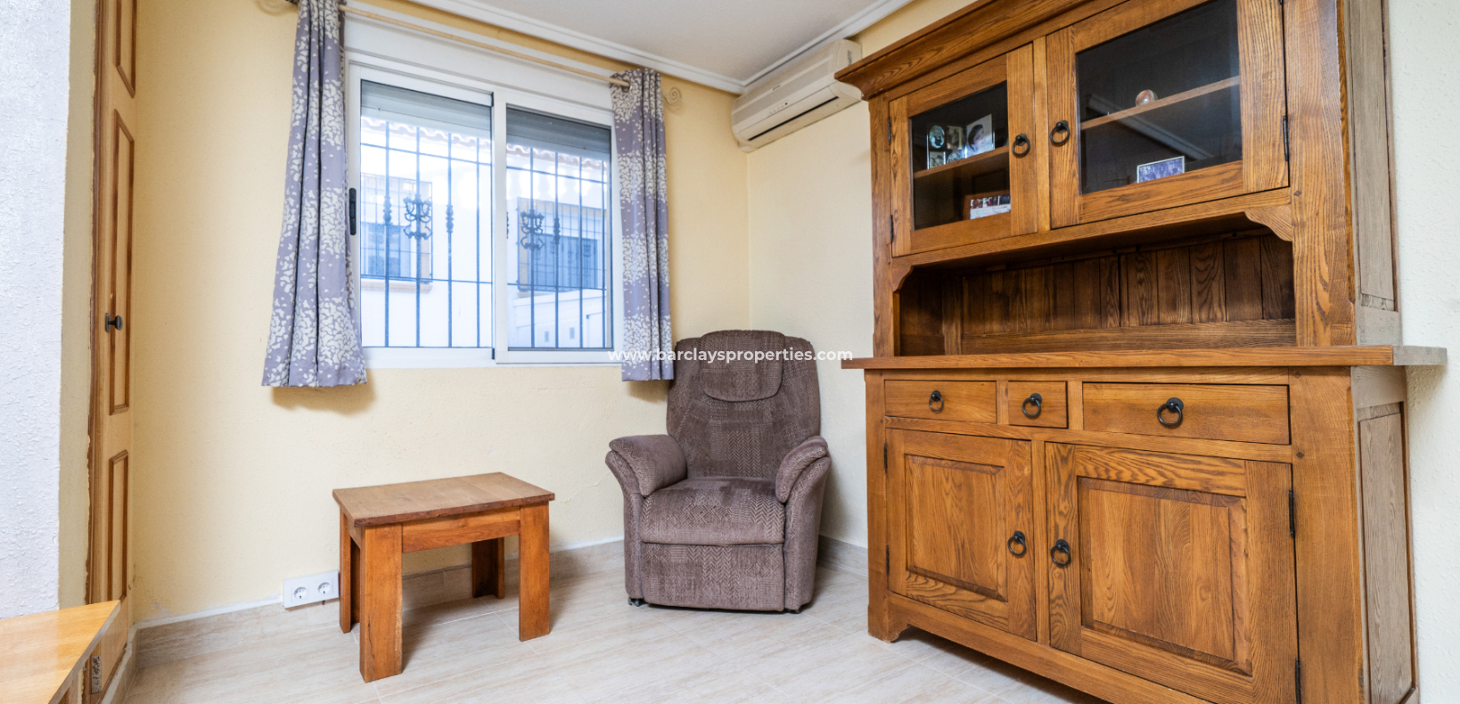 Resale - Quad - Urb. La Marina