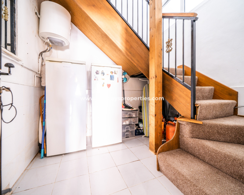 Resale - Quad - Urb. La Marina