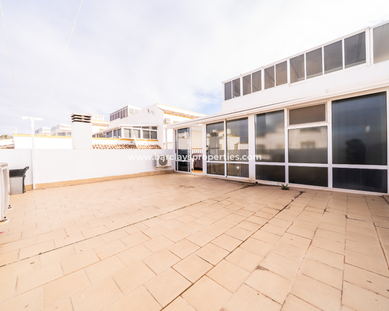 Resale - Quad - Urb. La Marina