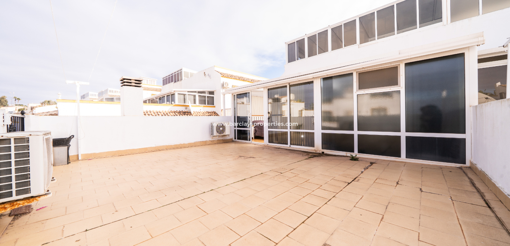 Resale - Quad - Urb. La Marina