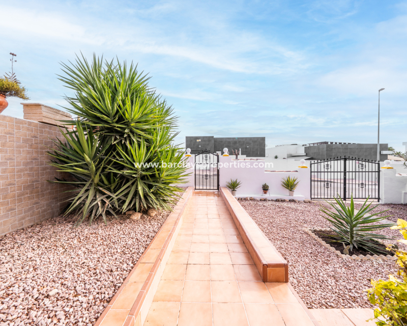 Resale - Quad - Urb. La Marina