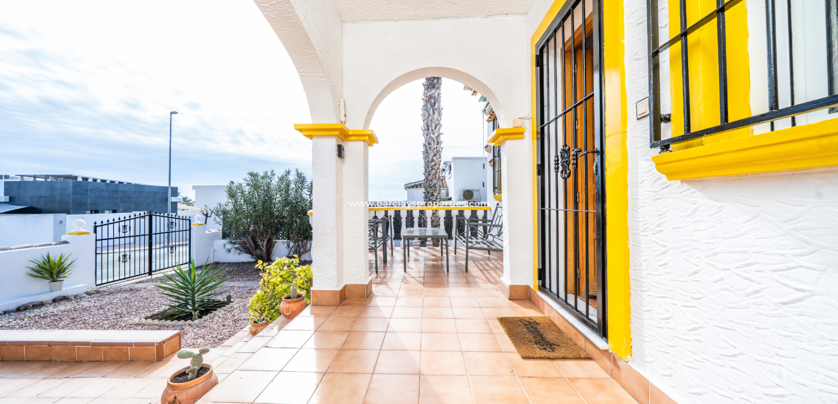 Resale - Quad - Urb. La Marina