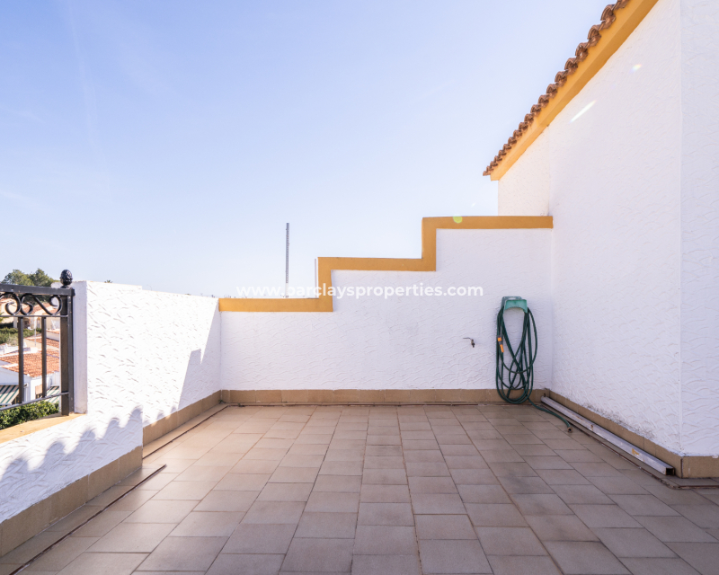 Resale - Quad - Urb. La Marina
