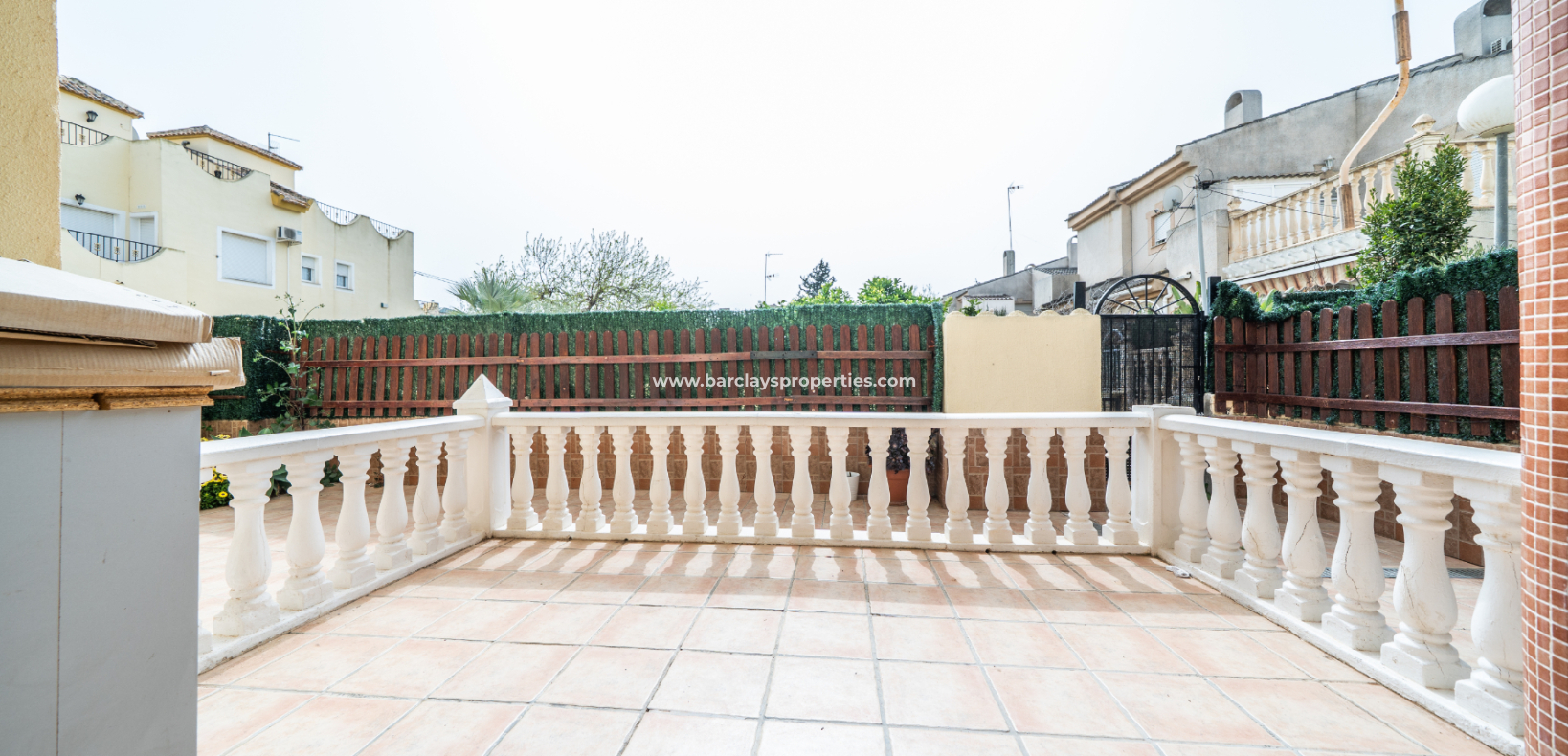 Resale - Quad - Urb. La Marina