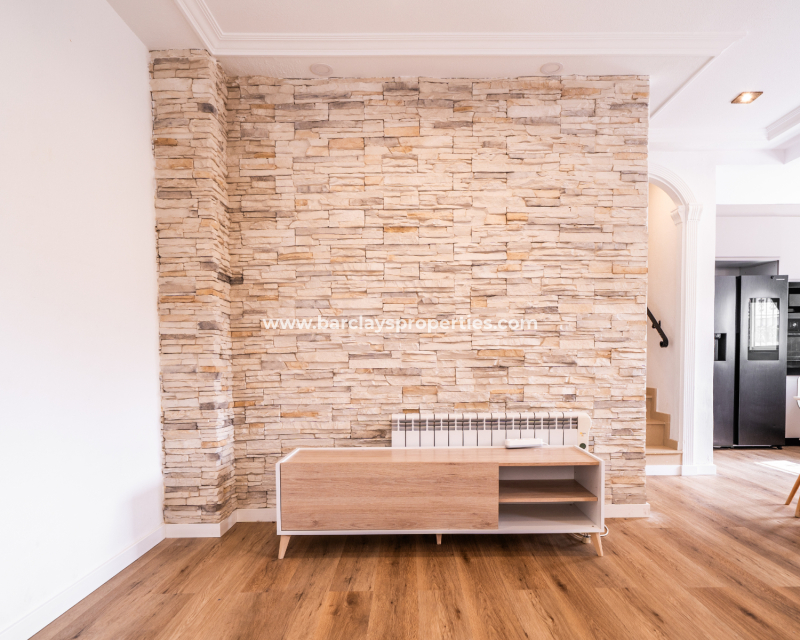 Resale - Quad - Urb. La Marina