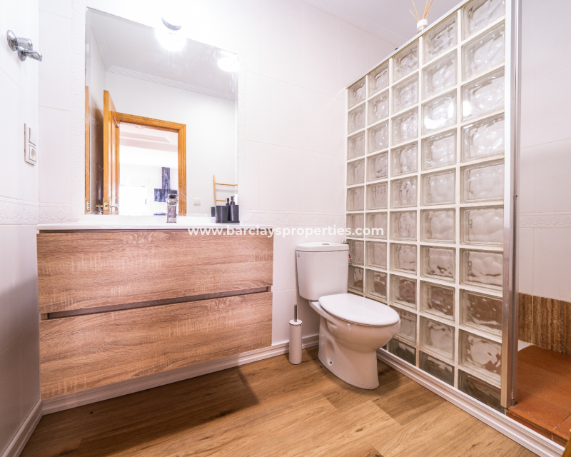 Resale - Quad - Urb. La Marina