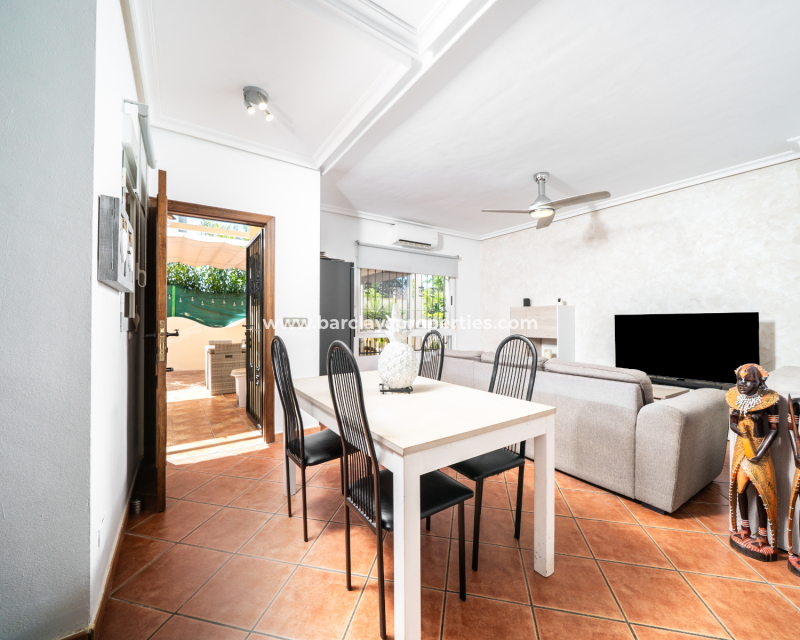 Resale - Quad - Urb. La Marina