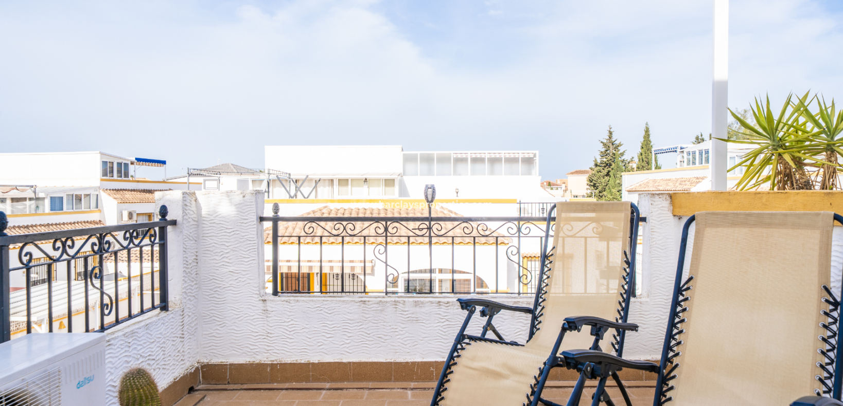 Resale - Quad - Urb. La Marina