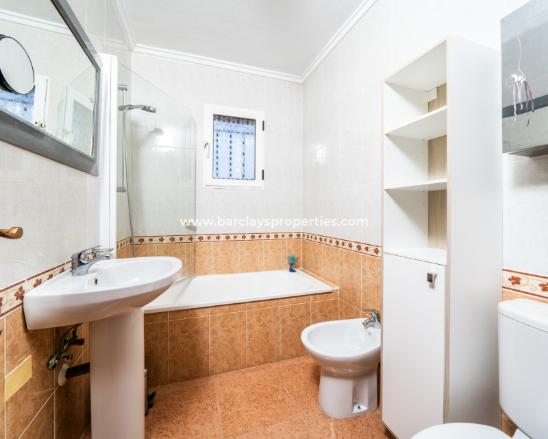 Resale - Quad - Urb. La Marina