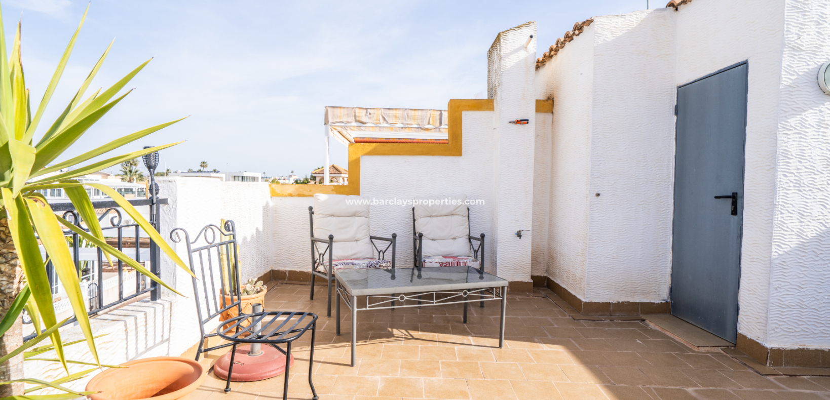 Resale - Quad - Urb. La Marina