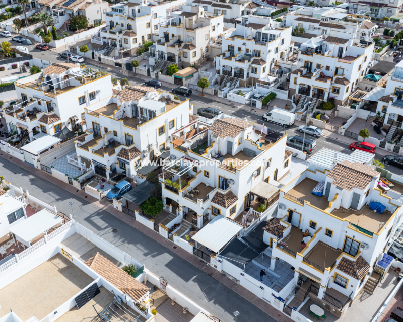 Resale - Quad - Urb. La Marina