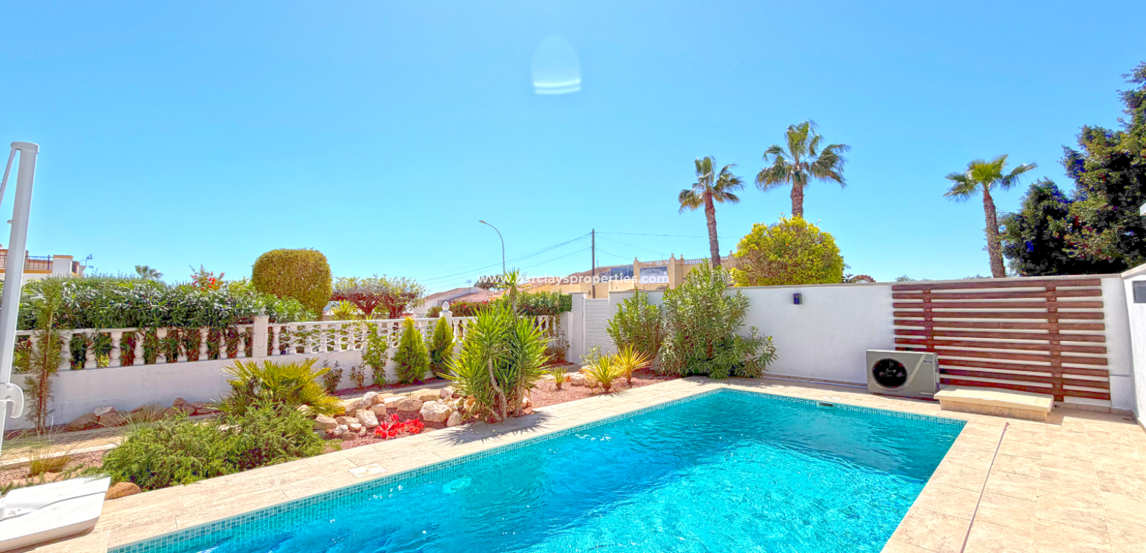 Resale - Quad - Urb. La Marina