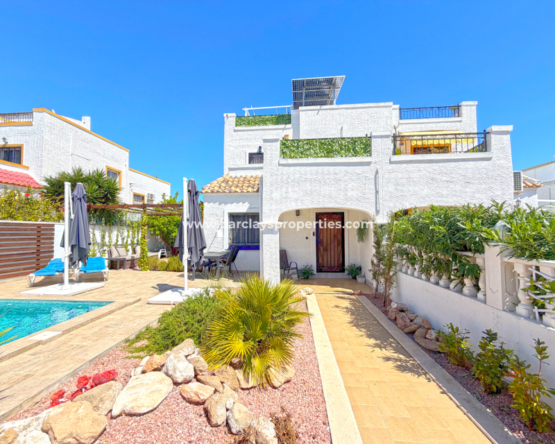 Resale - Quad - Urb. La Marina