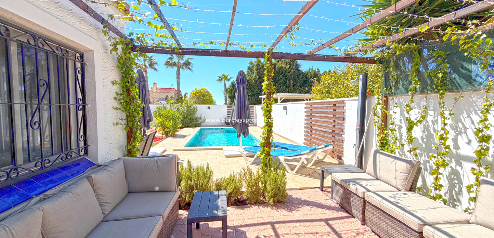 Resale - Quad - Urb. La Marina