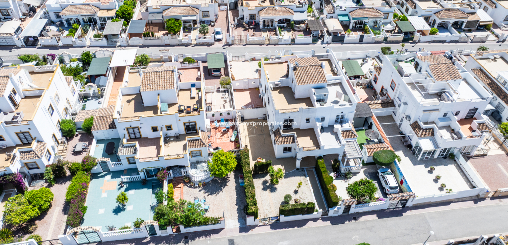 Resale - Quad - Urb. La Marina