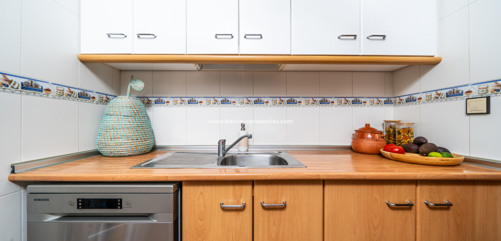 Resale - Quad - Urb. La Marina