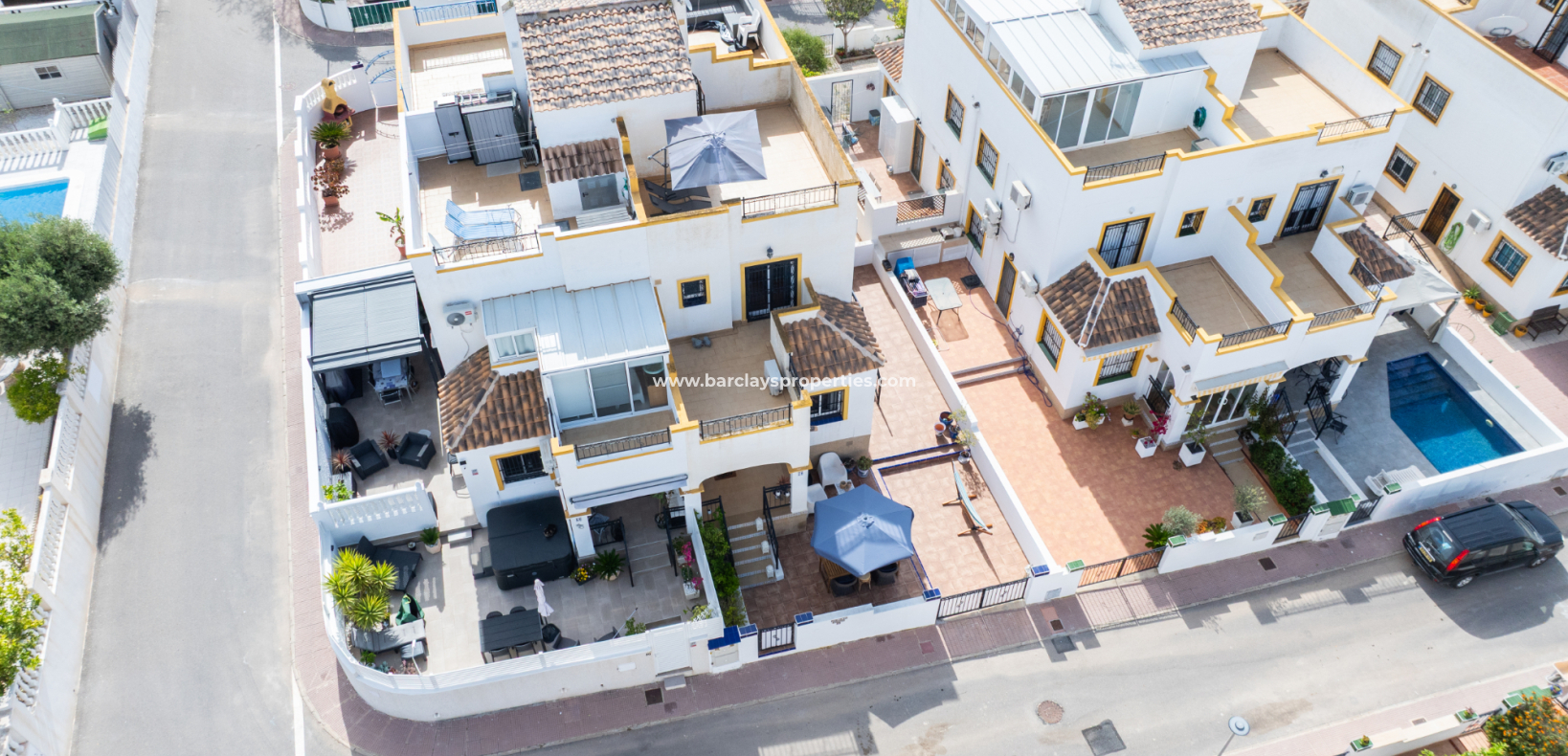 Resale - Quad - Urb. La Marina